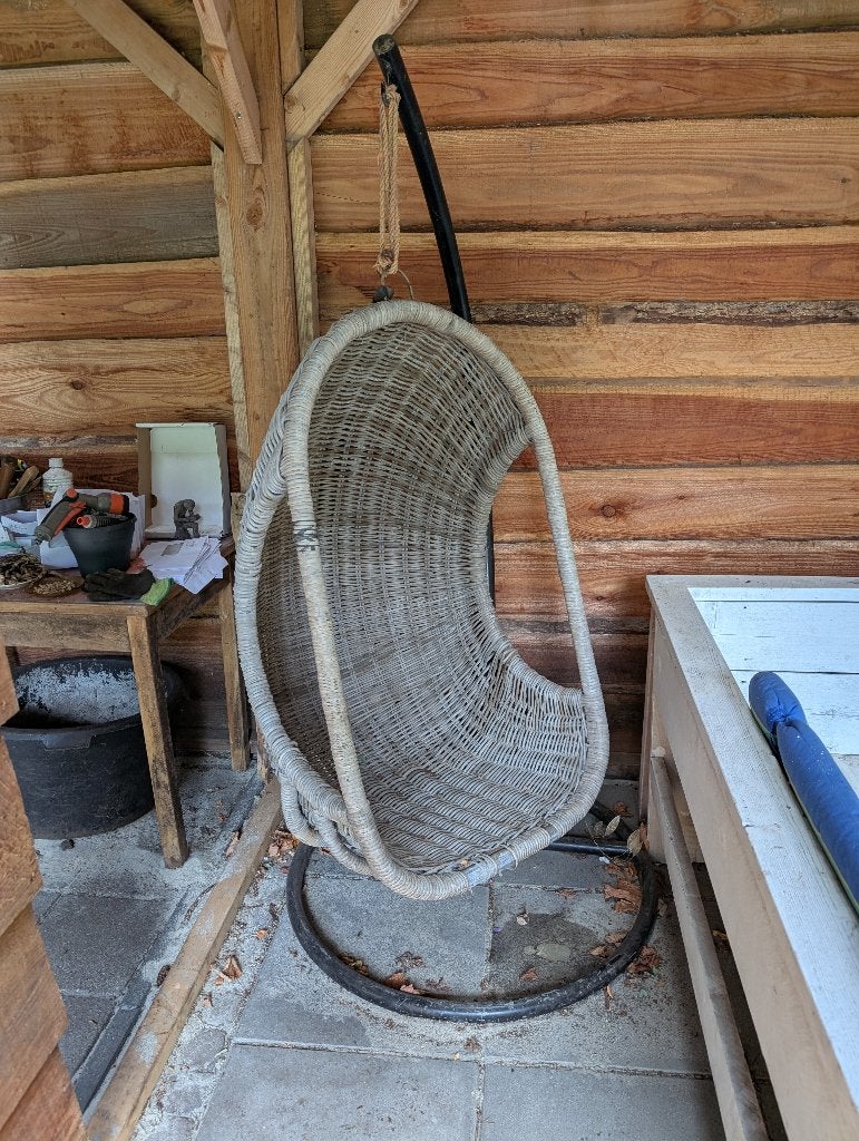 rotan schommelstoel, Ophalen, Gebruikt, Bruin, Metaal