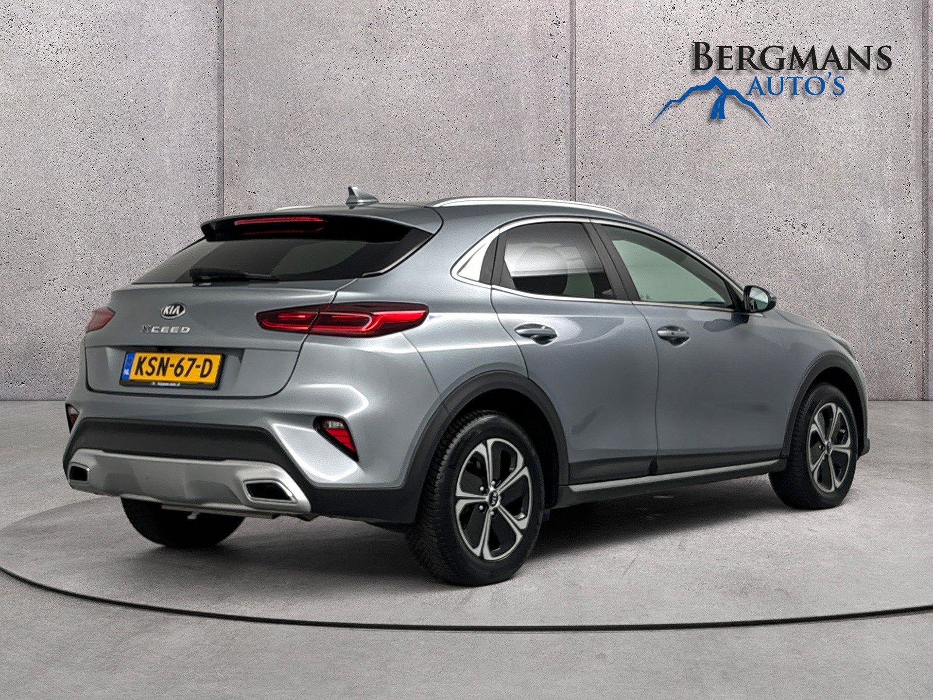 Kia Xceed - 1.6 GDi PHEV DynamicLine // DEALERONDERHOUDEN //, Auto's, Gebruikt, Plug-in hybride, Bedrijf, 71 km/l