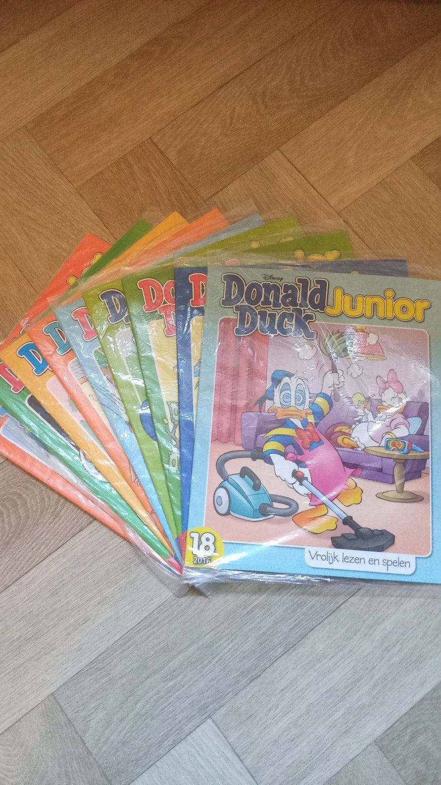 8 NIEUW in SEAL donald duck junior. Meer ducks beschikbaar!, Meerdere stripboeken, Ophalen of Verzenden, Nieuw, Donald Duck