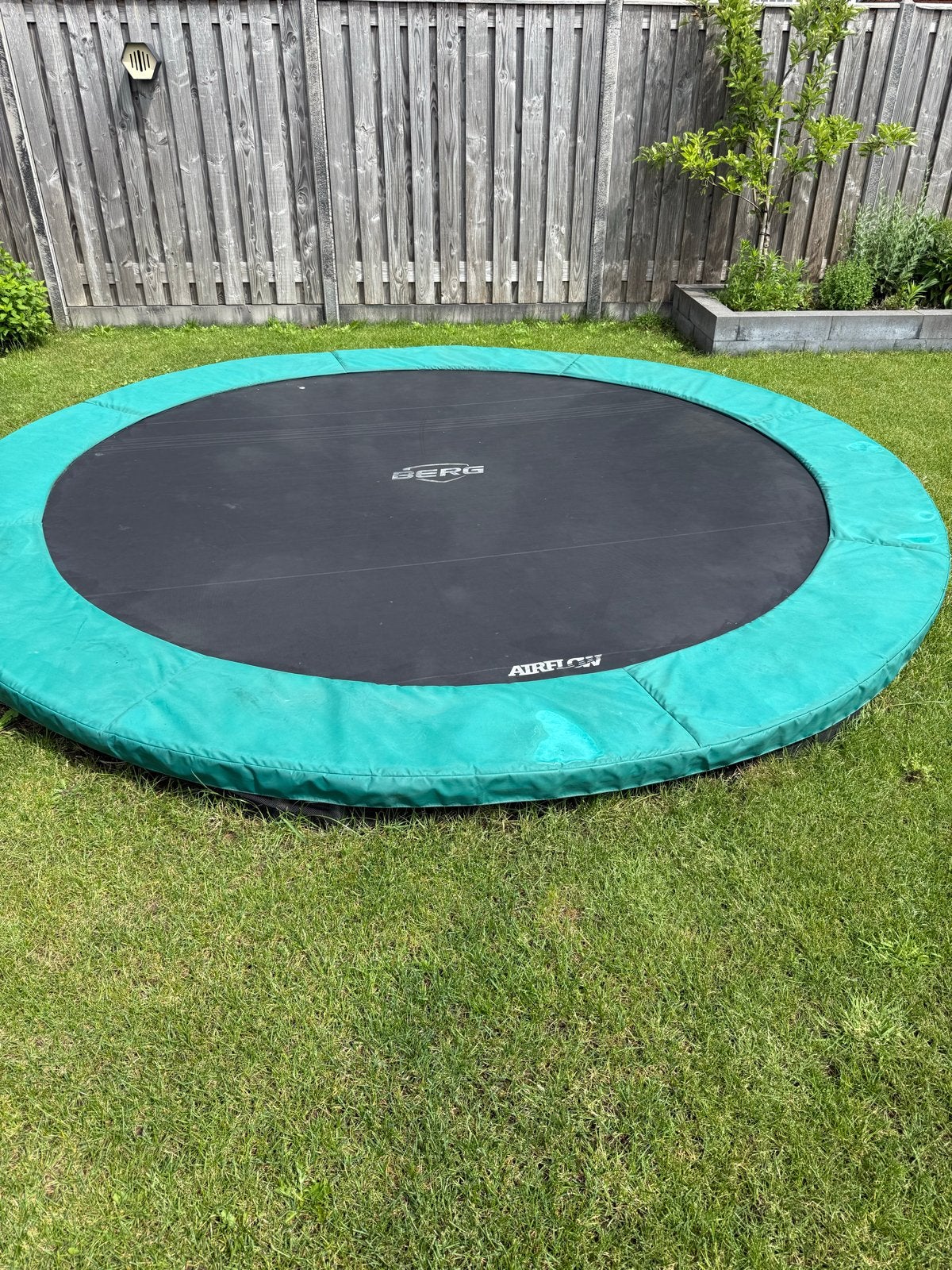 Berg champion airflow 380 cm trampoline, Ophalen, Gebruikt