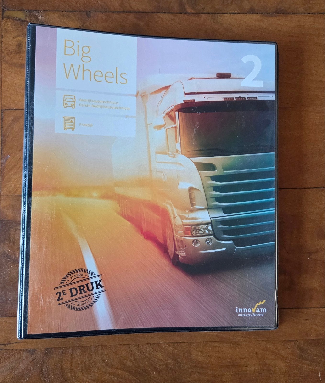 Big Wheels Map 2 - Bedrijfsautotechniek 2e Druk, Zo goed als nieuw, MBO, Beta, Innovam