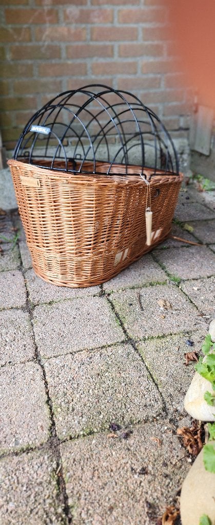 hondenmand fiets, Fietsen en Brommers, Ophalen, Zo goed als nieuw, Overige typen, Basil