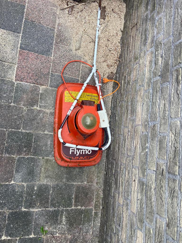 flymo maaier werkend, Zweefmaaier, Ophalen of Verzenden, Gebruikt