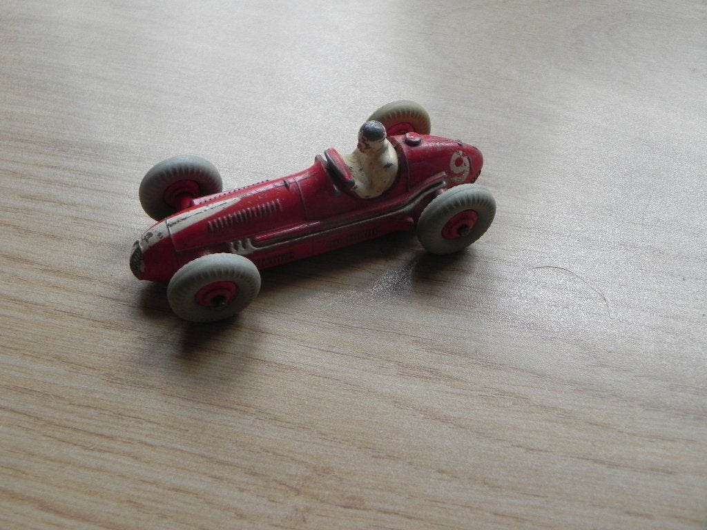 Dinky Toy 231 Maserati 1953-1954, Ophalen of Verzenden, Gebruikt, Auto, Dinky Toys