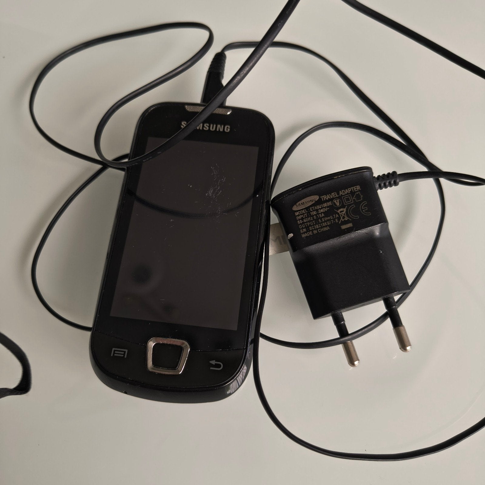 Samsung Galaxy Ace (GT-I5800) met oplader, Telecommunicatie, Mobiele telefoons | Samsung, Gebruikt, Zwart, Touchscreen, Ophalen of Verzenden