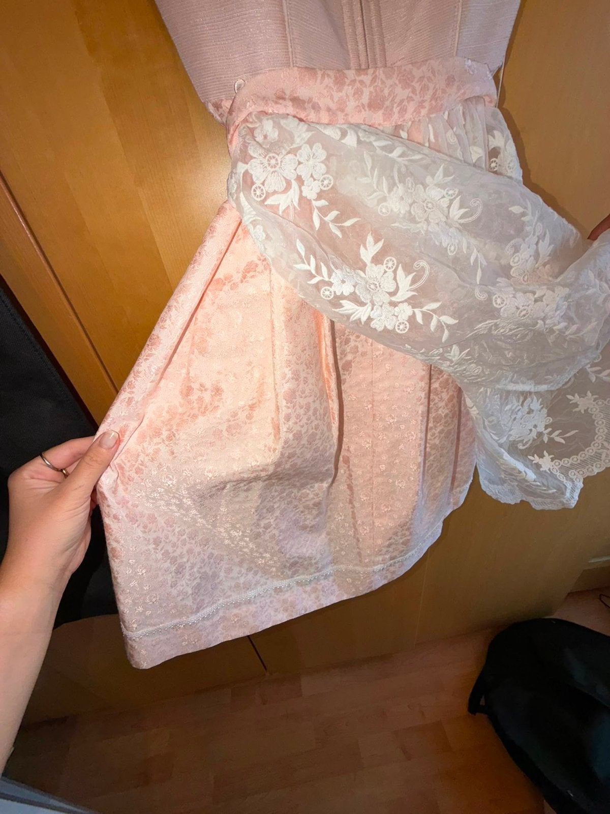 Originele Krüger Dirndl maat 34 - Zo goed als nieuw, Kleding | Dames, Ophalen, Zo goed als nieuw, Knielengte, Roze