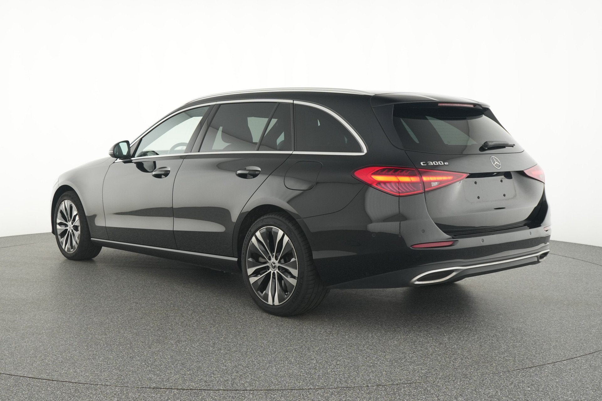 Mercedes-Benz C-Klasse Estate 300 e Plug-In Hybride Trekhaak, Auto's, Automaat, 12 maanden, Achterwielaandrijving, Zwart