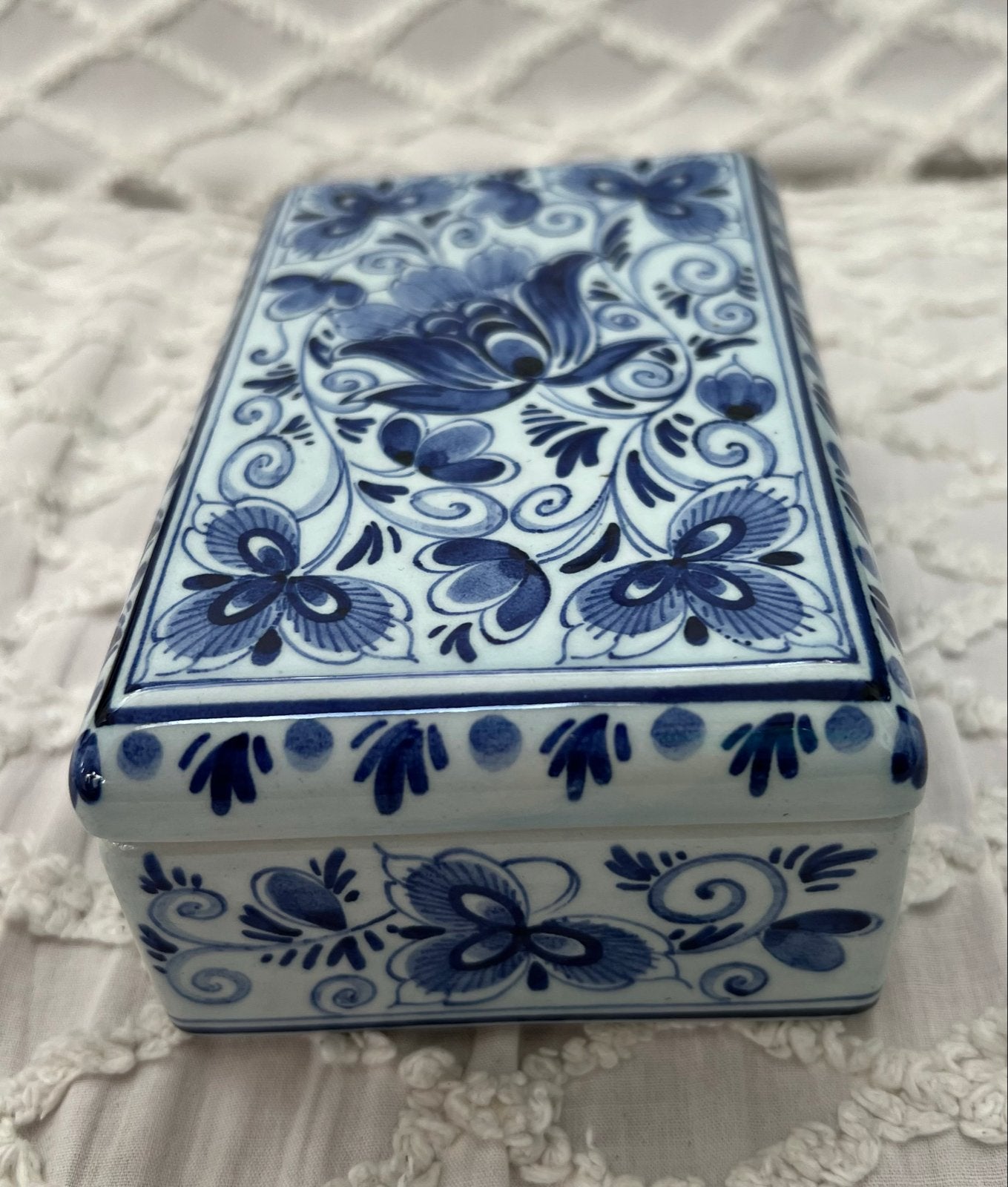 Delfts blauw dekseldoosje Schoonhoven met DAF-logo, Ophalen of Verzenden