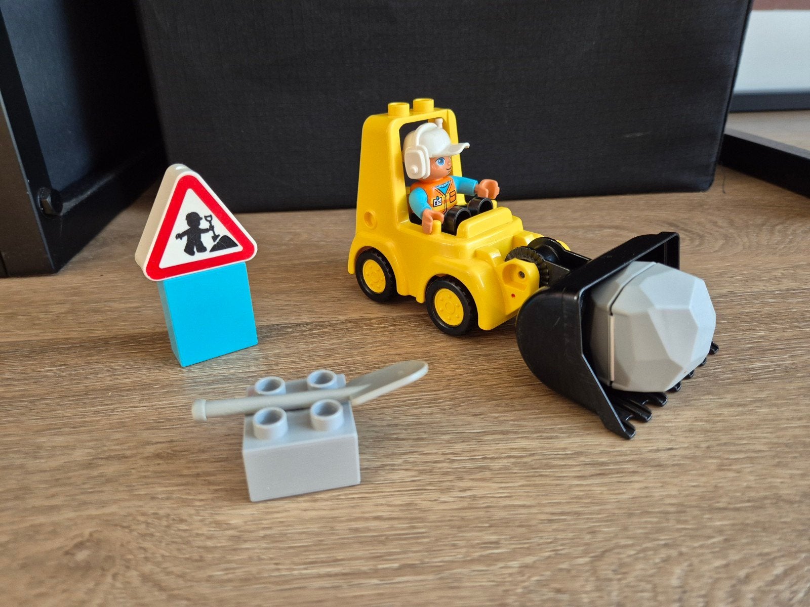 Lego Duplo bulldozer 10930 compleet, Ophalen, Zo goed als nieuw, Compleet, Duplo