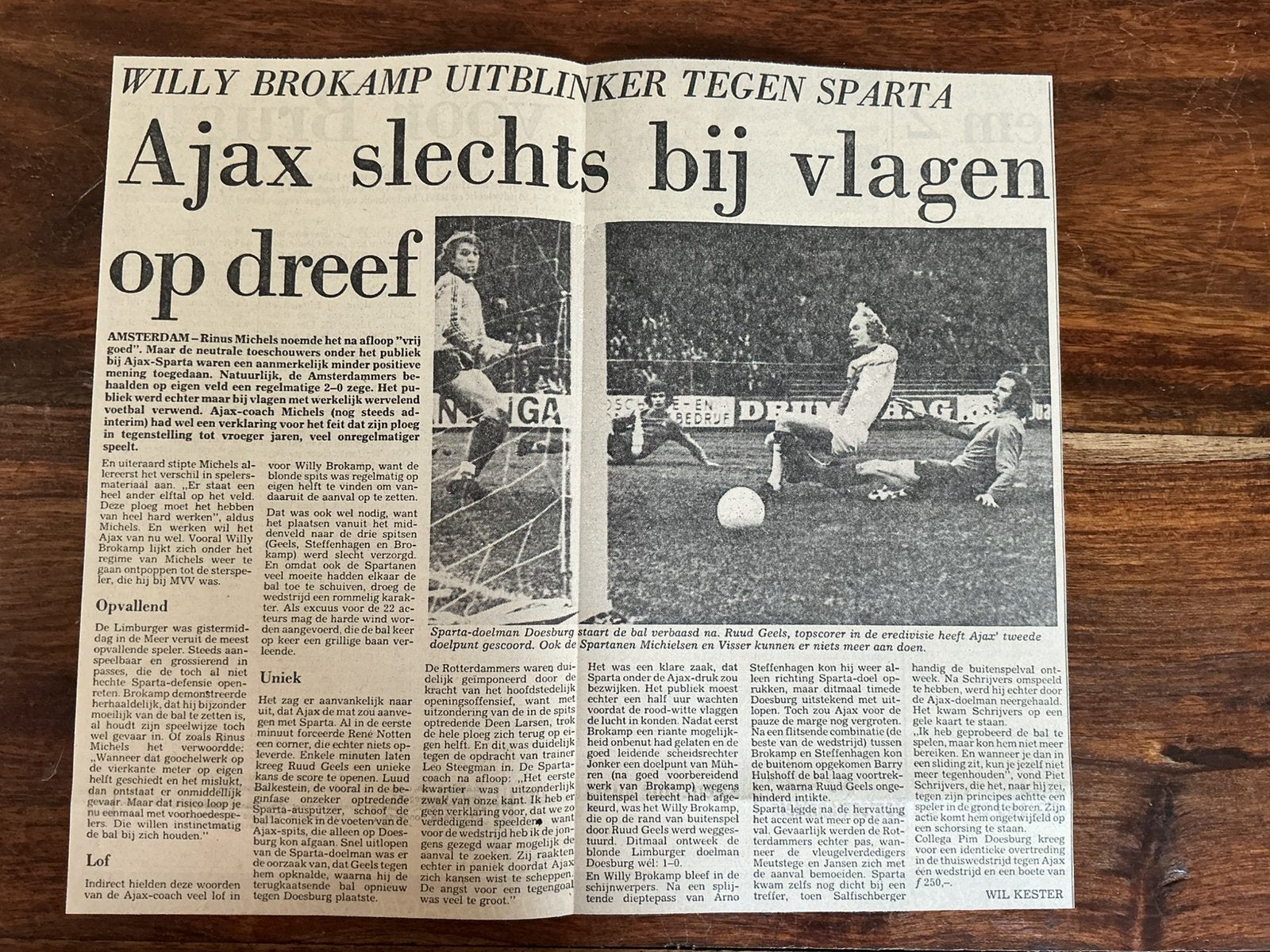 Voetbal krantenartikel Ajax Sparta januari 1976, Ophalen of Verzenden, Knipsel(s)