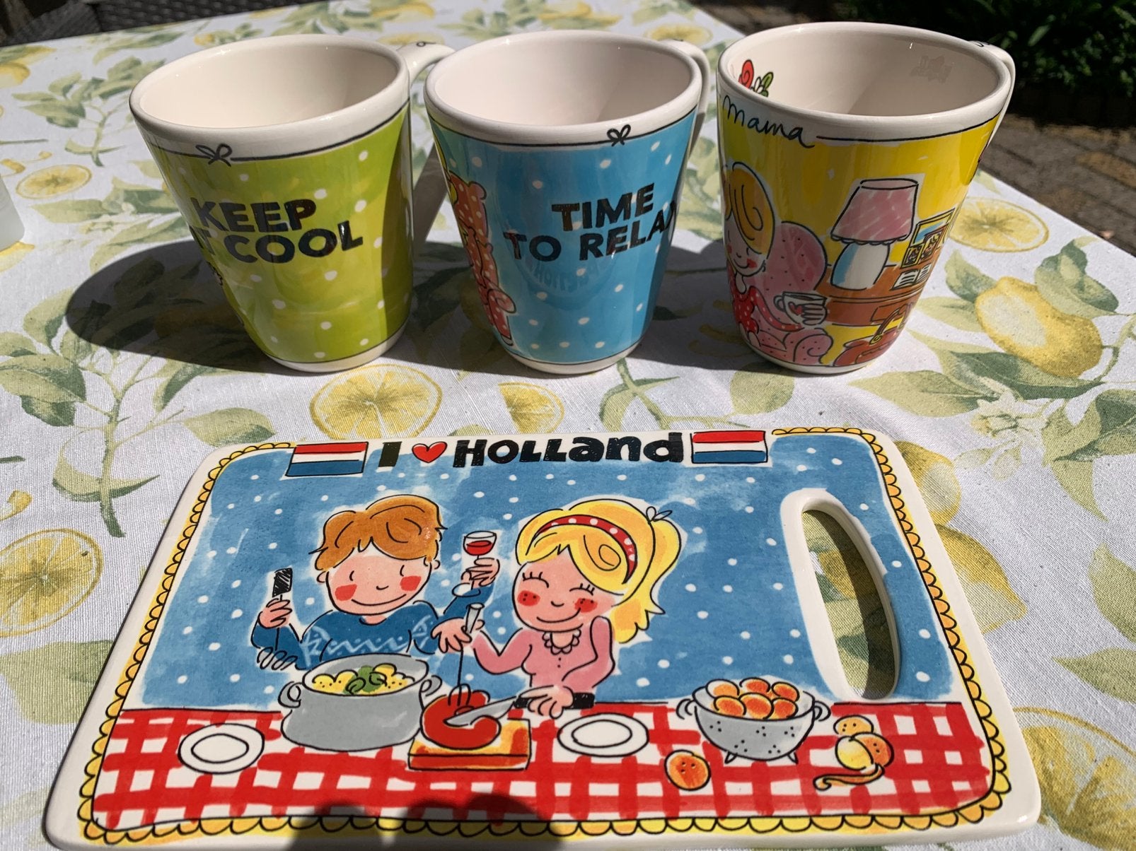 3 bekers en snijplank van van Blond, Ophalen of Verzenden, Aardewerk, Kop(pen) en/of Schotel(s)