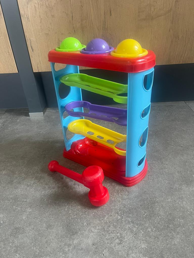 Kleurrijke Hamertje. VOOR ELK AANNEMELIJK BOD, Kinderen en Baby's, Speelgoed | Babyspeelgoed, Ophalen, Gebruikt, Overige typen