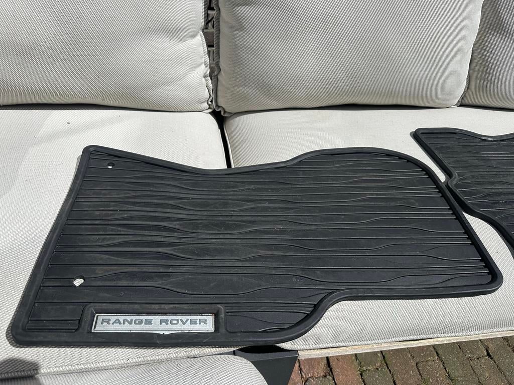 Range Rover rubberen vloermatten (set van 4), Ophalen of Verzenden, Zo goed als nieuw