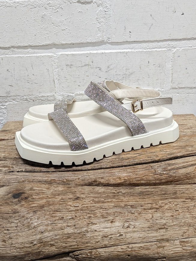 Inuovo - Prachtige leren sandalen maat 41 - Nieuw €70, Kleding | Dames, Wit, Inuovo, Nieuw, X