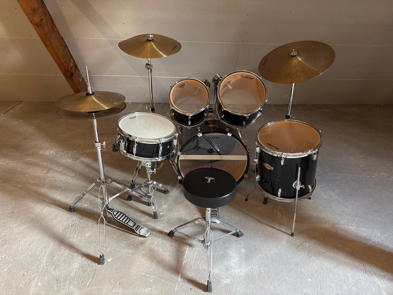 Compleet drumstel met bekkens en kruk, Muziek en Instrumenten, Ophalen, Nieuw, Overige merken