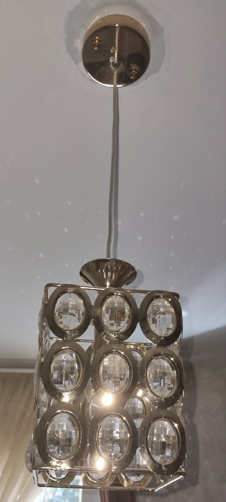 Moderne LED Hanglamp met Kristallen - Goudkleurig, Huis en Inrichting, Lampen | Hanglampen, Ophalen, Overige fittingen, Zo goed als nieuw
