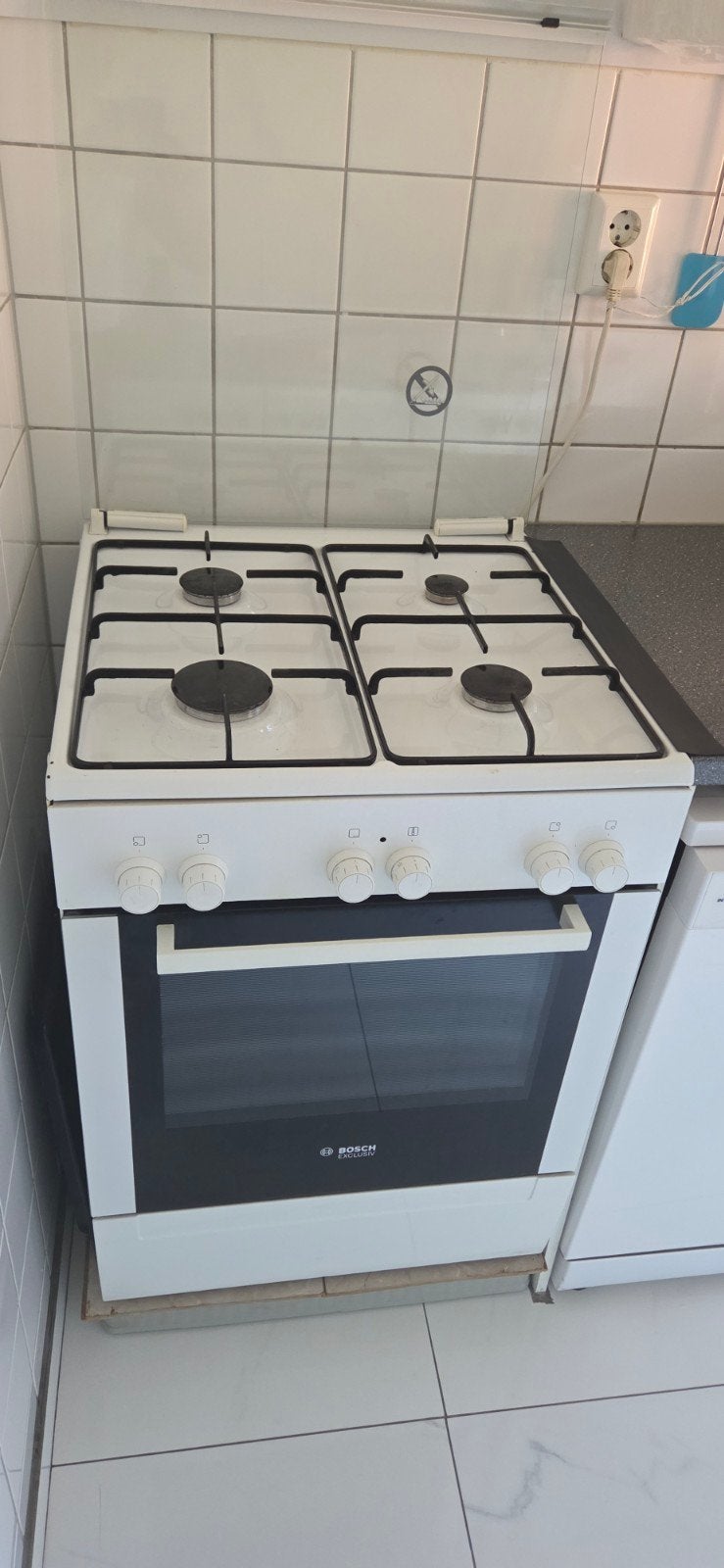 Bosch Exclusiv Vrijstaand Gasfornuis met Oven, Witgoed en Apparatuur, Fornuizen, Ophalen, Gebruikt, 60 cm of meer, Grill