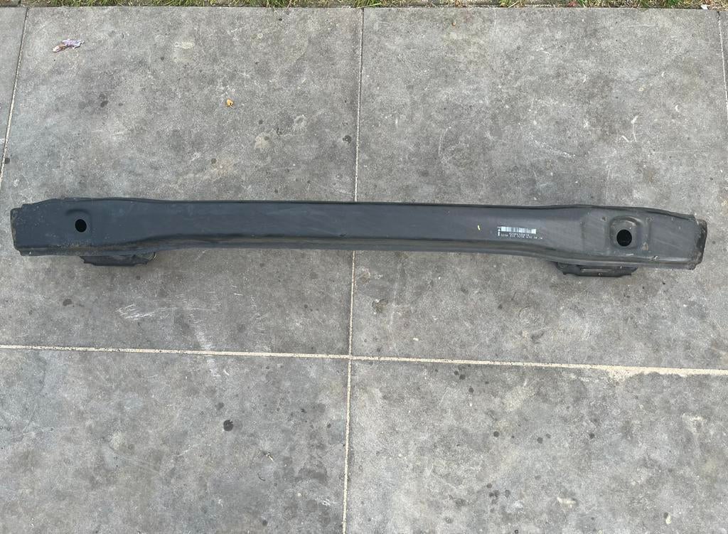 Bumperframe achter met artikelnummer A2046100414 S204 merced, Ophalen