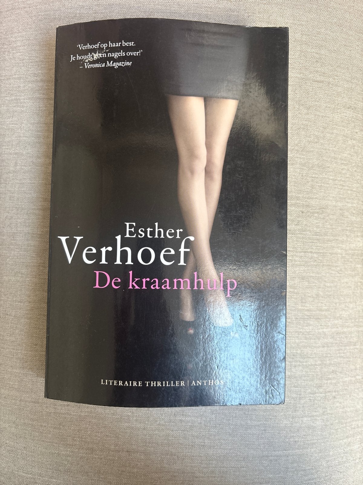 Esther Verhoef - De kraamhulp (Literaire thriller), Ophalen of Verzenden, Gelezen, Nederland
