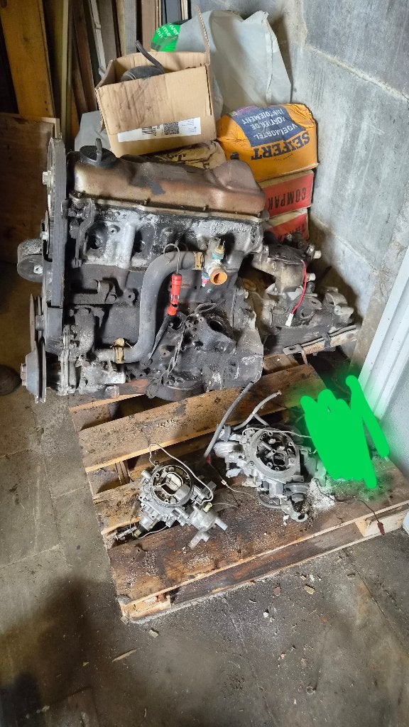 VW Golf 1 1.6 motor + bak + 2x carbu 2E2 en 1B, Ophalen, Gebruikt, Volkswagen