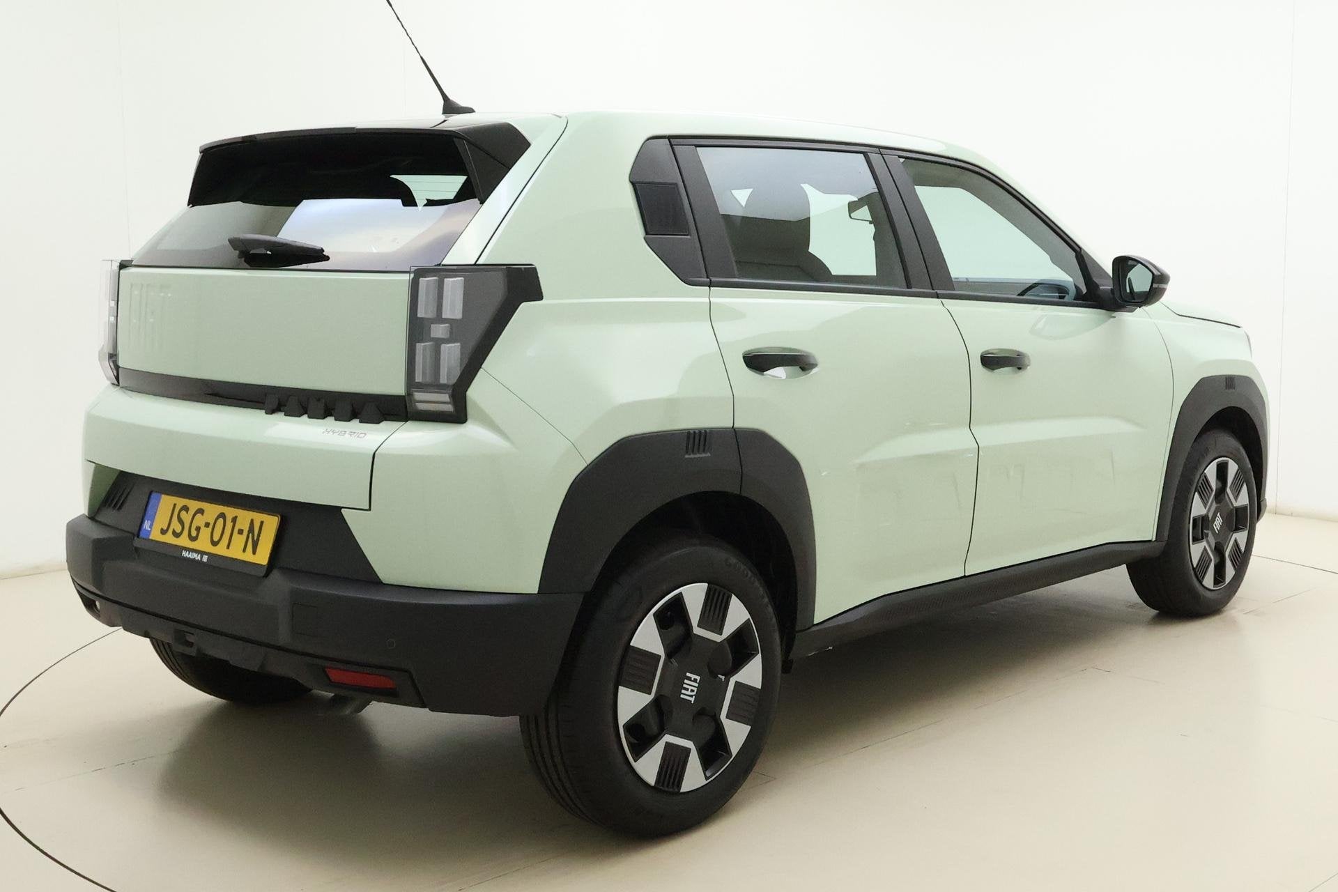 Fiat Grande Panda 1.2 Hybrid ICON Automaat | Navigatie via c, Auto's, Fiat, Stof, 600 kg, Zwart, Origineel Nederlands