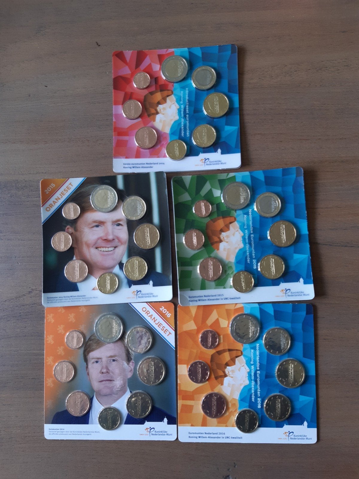 5 muntsets Nederland unc kk f.28.9, Ophalen, Overige landen, 2 euro