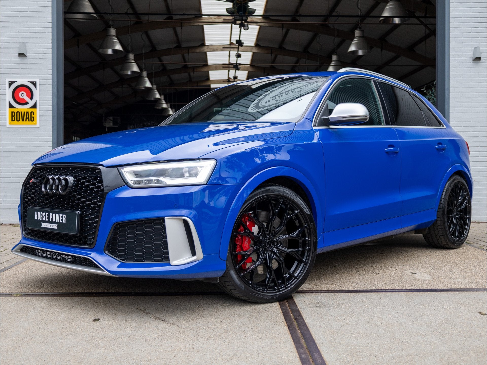Audi RS Q3 2.5 TFSI quattro Pro Line Plus *Pano | Audi Exclu, Auto's, Audi, Automaat, Gebruikt, Euro 6, Blauw