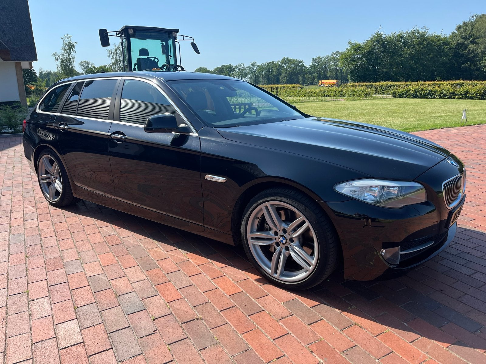 BMW 5-Serie 530D Touring XD 190KW Aut8 2013 Zwart, Auto's, Automaat, Euro 5, Zwart, 2993 cc