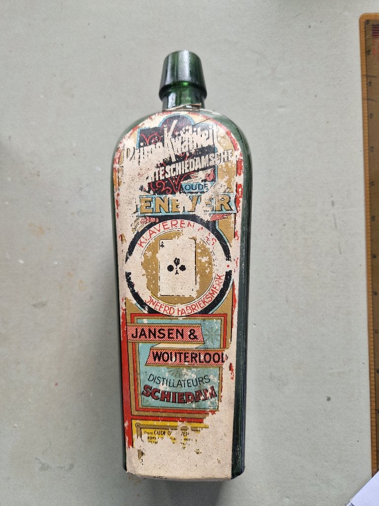 Kelderfles Klaveraas, Verzamelen, Ophalen of Verzenden, Gebruikt, Overige typen