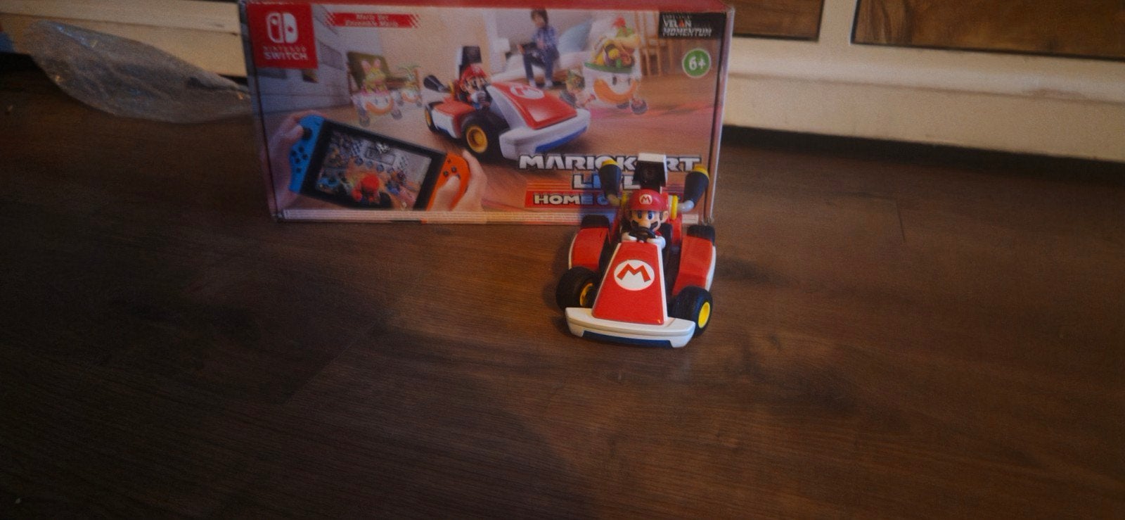 Mario Kart Live: Home Circuit - Mario Set, 1 speler, Ophalen, Zo goed als nieuw, Racen en Vliegen