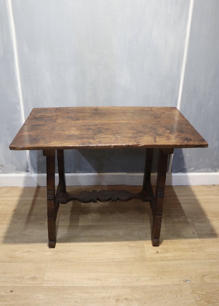 Antieke Spaanse tafel, Antiek en Kunst, Ophalen of Verzenden
