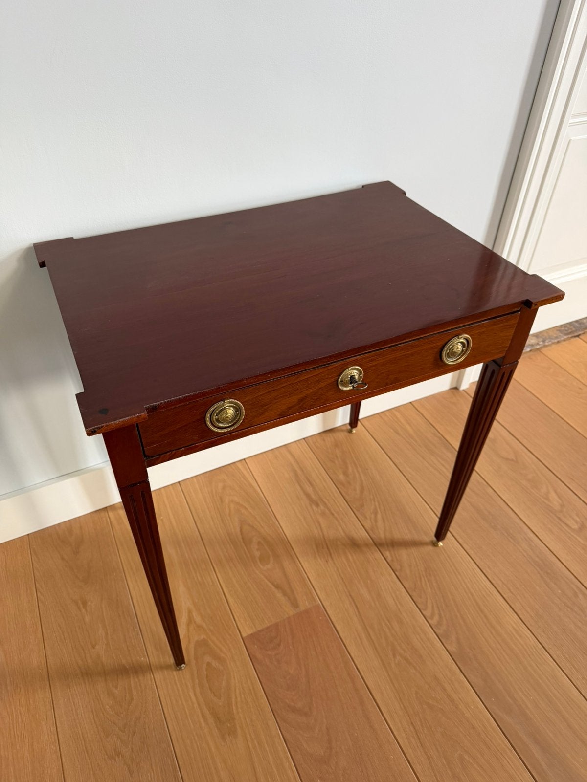 Antieke mahonie Louis Seize schrijftafel / sidetable, Antiek en Kunst, Ophalen