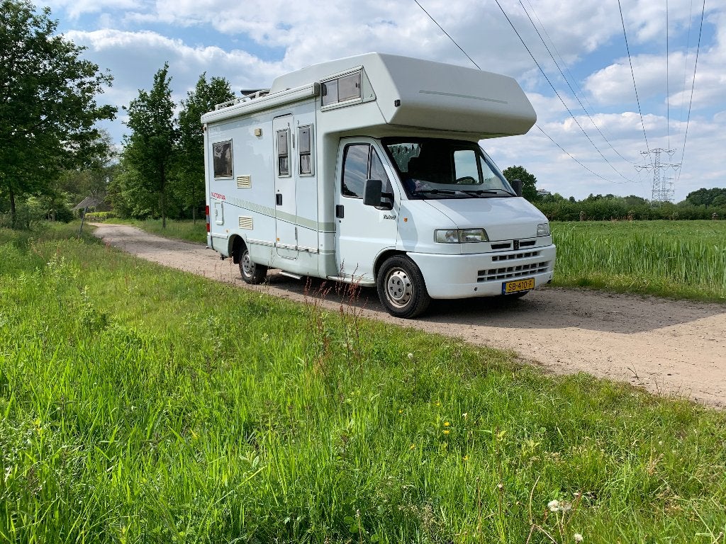 Caravans And Camping Peugeot