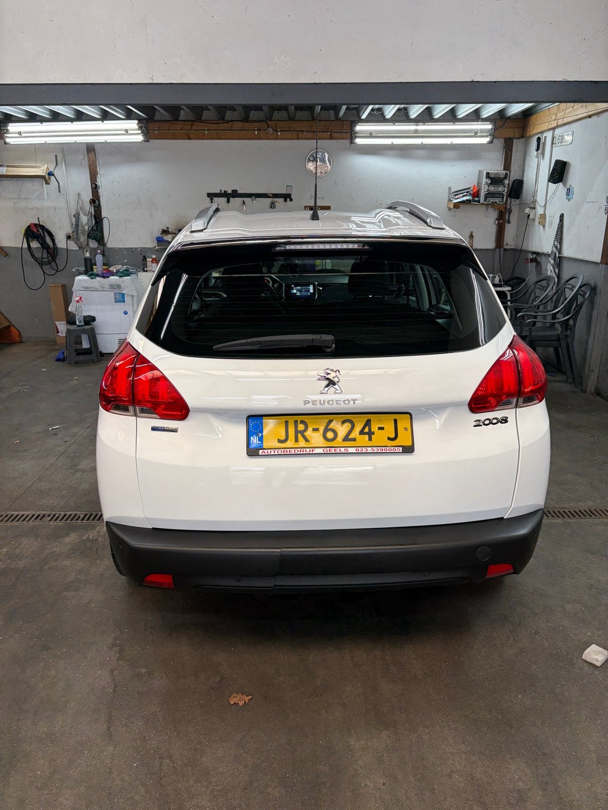 Peugeot 2008 1.2 E-vti 60KW Etg5 2016, Auto's, Voorwielaandrijving, 450 kg, 40 €/maand, 770 kg