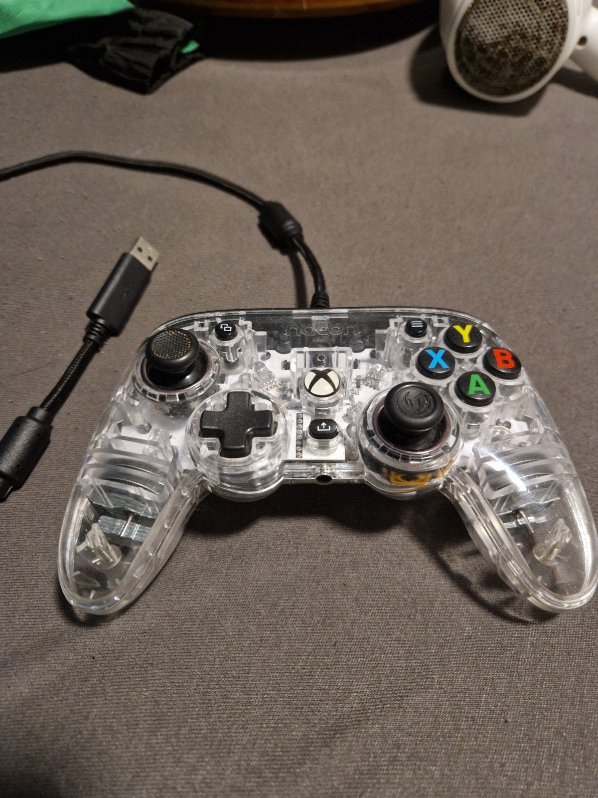 Nacon bedrade controller voor Xbox - Transparant, Spelcomputers en Games, Ophalen of Verzenden, Gebruikt, Controller, Xbox One
