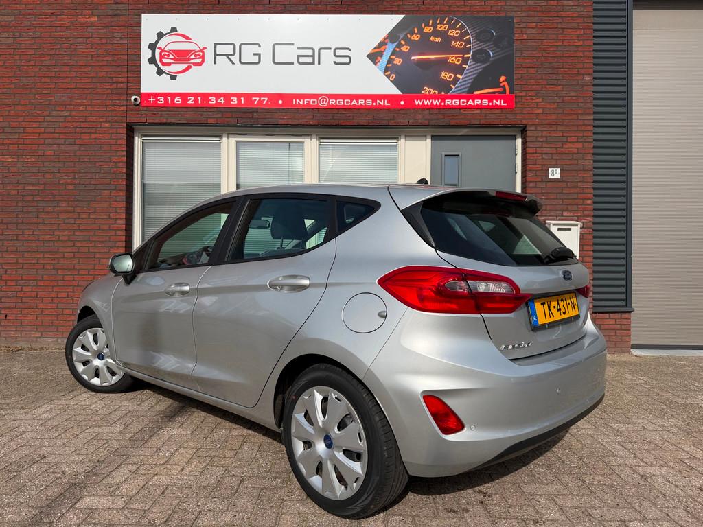 Ford Fiesta 1.1 / Navi / PDC / DAB / NAP / Cloima, Voorwielaandrijving, Met garantie (alle), 23 km/l, Origineel Nederlands