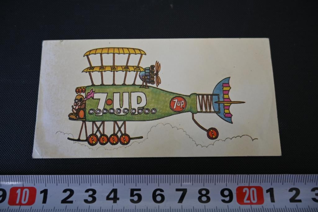 sticker frisdrank 7-up strip vliegtuig fantasie, Ophalen, Zo goed als nieuw