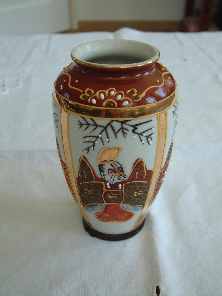 Mooi gaaf vaas Satsuma Japan ca 13 cm hoog, Ophalen of Verzenden, Zo goed als nieuw