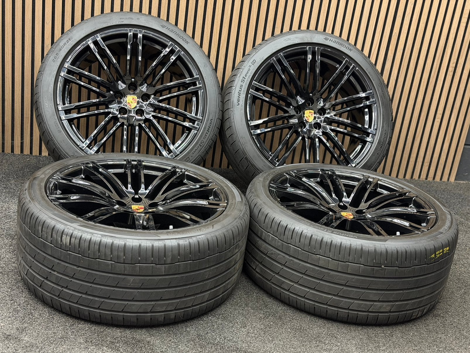 Originele 21 inch Porsche Macan Turbo 5x112 Hankook XL, Ophalen, Banden en Velgen, 21 inch, .