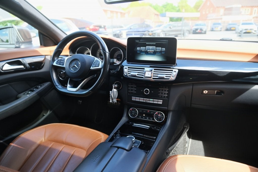 Mercedes-Benz CLS-Klasse Shooting Brake 220 d AMG-Line, Pano, Auto's, Mercedes-Benz, Dealer onderhouden, Achterwielaandrijving