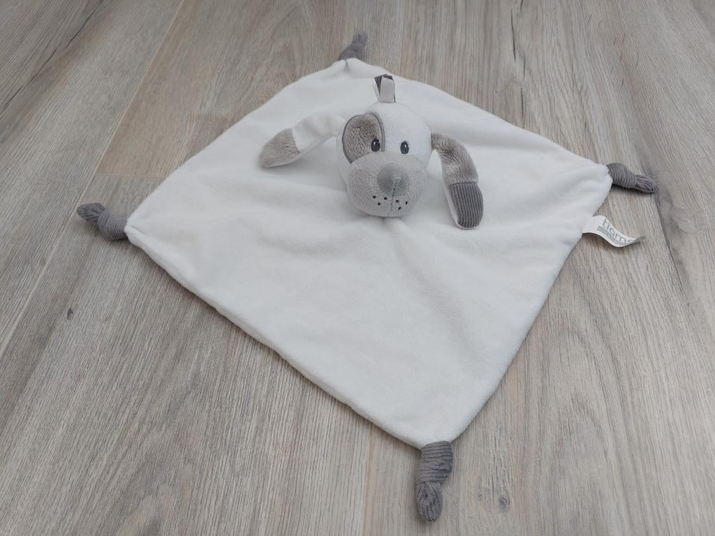 Knuffel knuffeldoekje tiamo hond Sem wit grijs L1465, Ophalen of Verzenden, Zo goed als nieuw, Hond