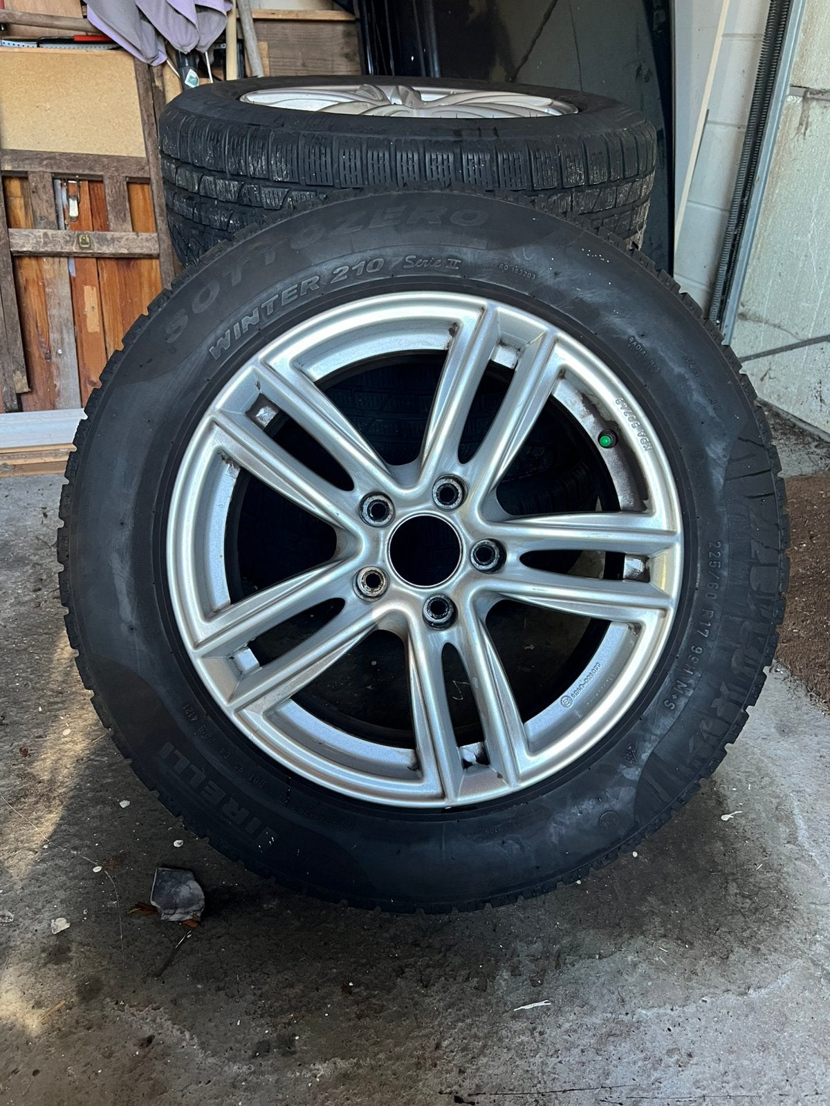 Lichtmetalen velgen met winterbanden bmw f25 en f26, Ophalen, 17 inch, Winterbanden, 225 mm