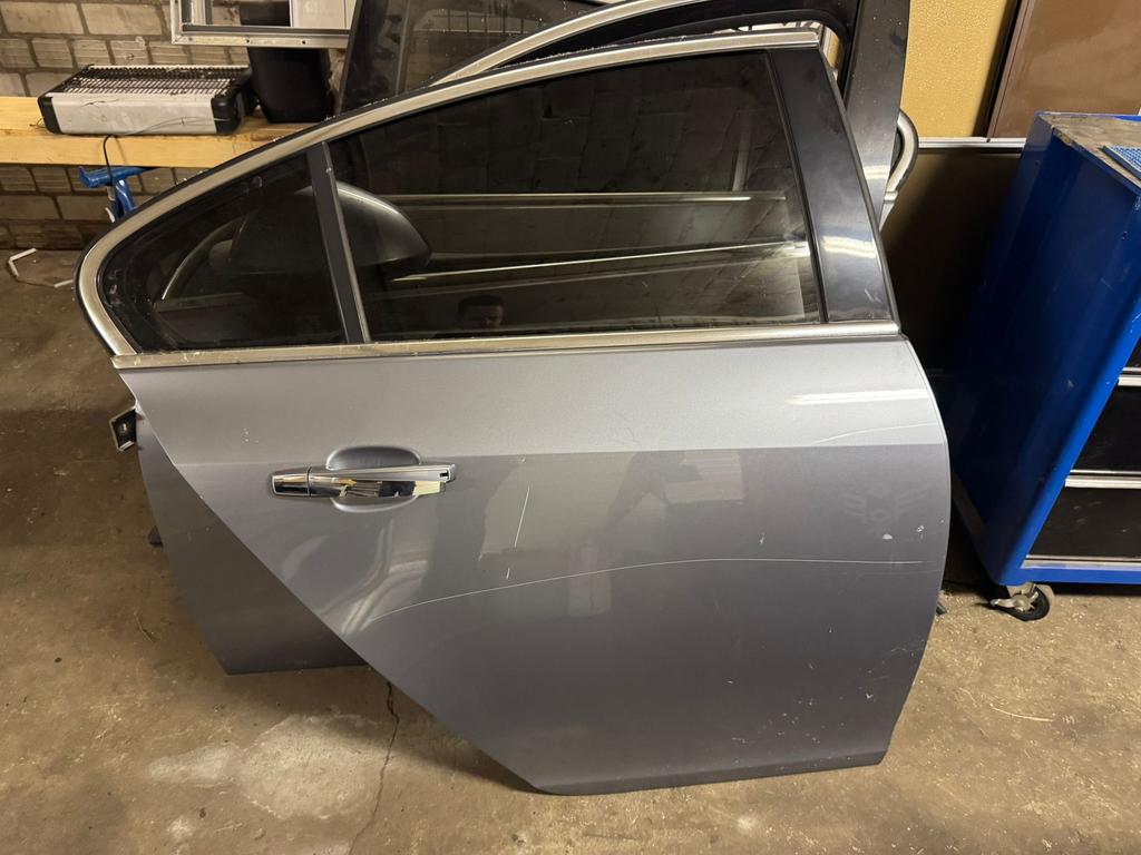Portier Rechts achter Opel Insignia, Gebruikt, Deur, Opel, Achter