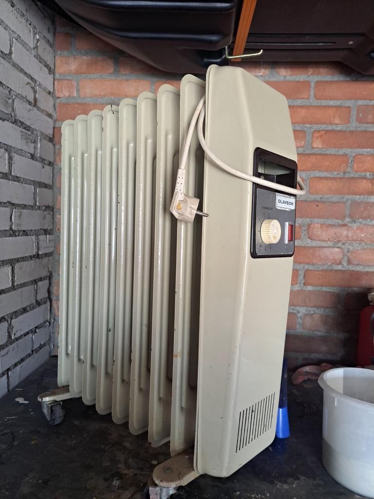 Radiatorkachel - Elektrische verwarming, Doe-het-zelf en Verbouw, Verwarming en Radiatoren, Ophalen, Gebruikt, Kachel, 60 tot 150 cm