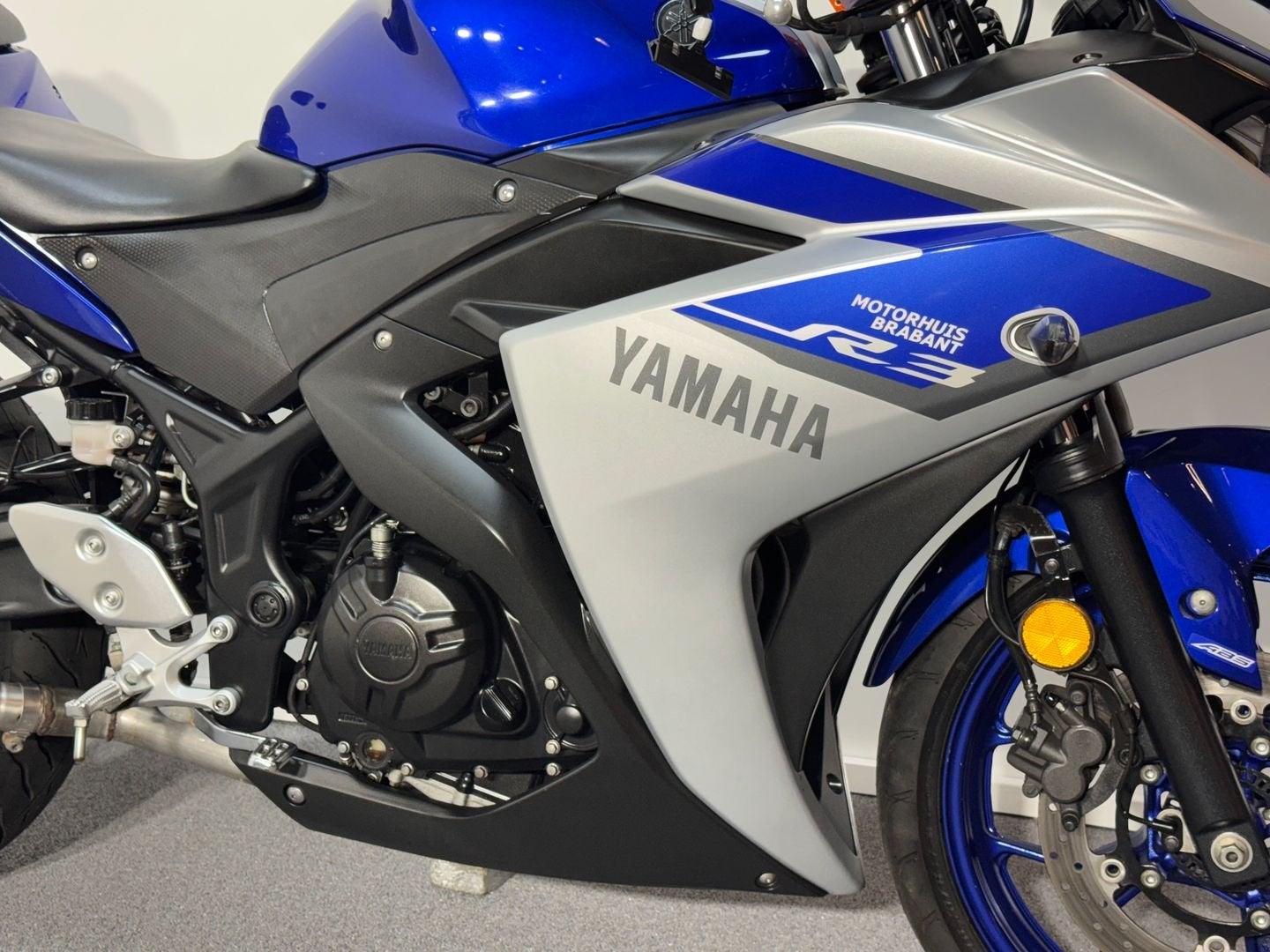 YAMAHA YZF R3 (bj 2015), Motoren, Motoren | Yamaha, 2 cilinders, 321 cc, Bedrijf, Onbekend