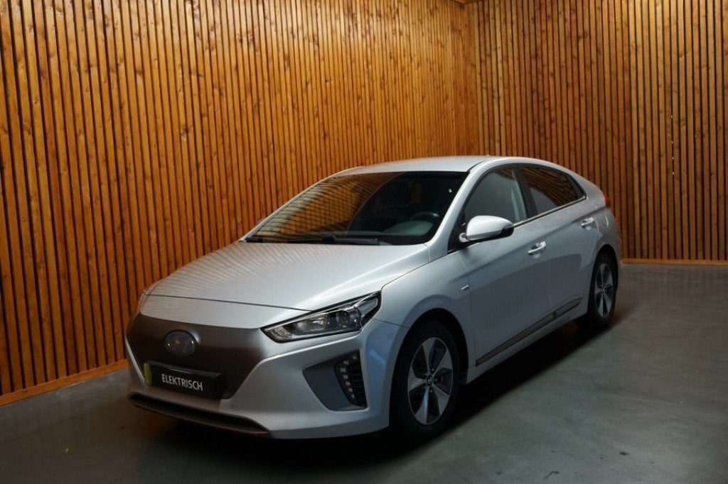 Hyundai IONIQ COMFORT EV AUTOMAAT, Auto's, Hyundai, Bedrijf, IONIQ, ABS, Airbags, Boordcomputer, Centrale vergrendeling, Climate control