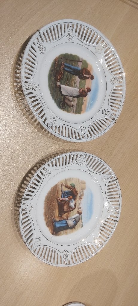 2 antieke borden met de angulus, Antiek en Kunst, Ophalen of Verzenden