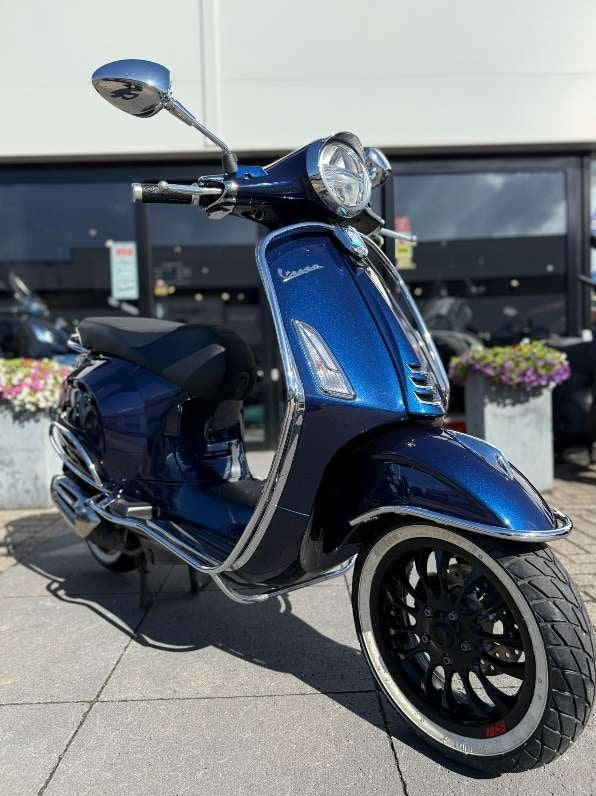 Vespa primavera 25km