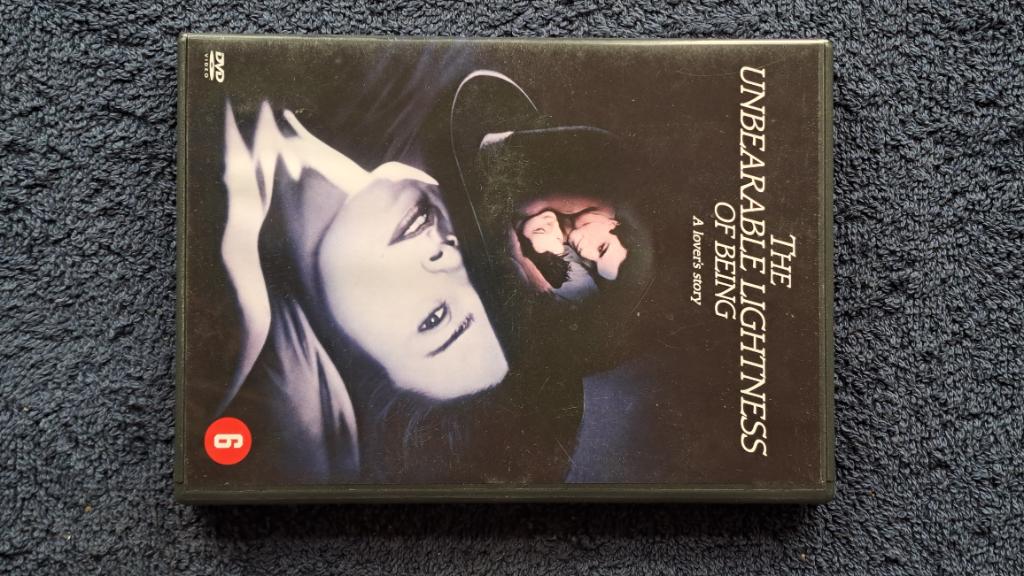 The Unbearable Lightness of Being "Juliette Binoche", Alle leeftijden, Ophalen of Verzenden, Zo goed als nieuw