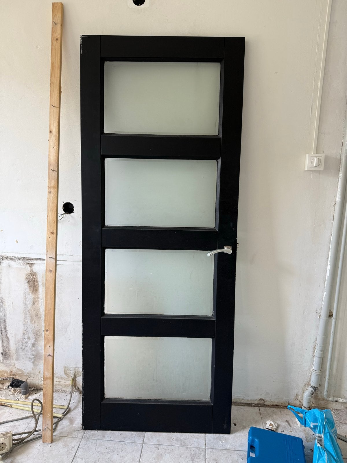 Zwarte binnendeur met melkglas panelen, Doe-het-zelf en Verbouw, Ophalen, Gebruikt, 80 tot 100 cm, Binnendeur